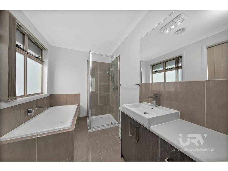 8A Northern Crescent, Craigieburn VIC 3064