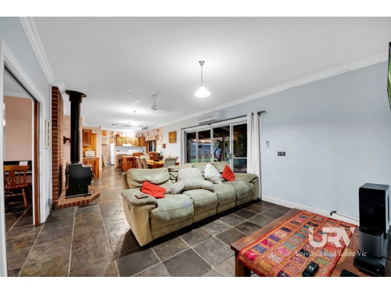 9 Roditis Avenue, Broadford VIC 3658