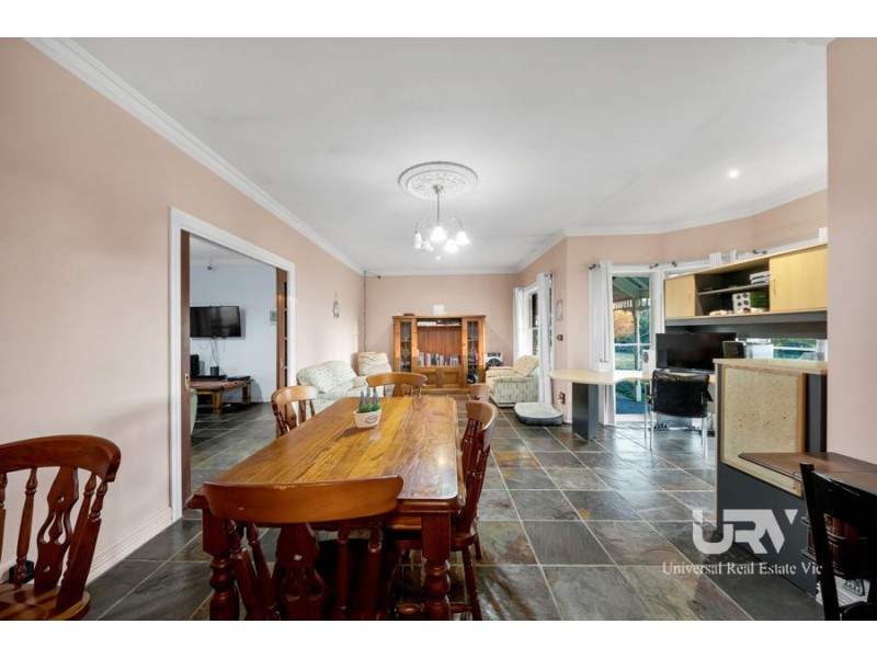 9 Roditis Avenue, Broadford VIC 3658