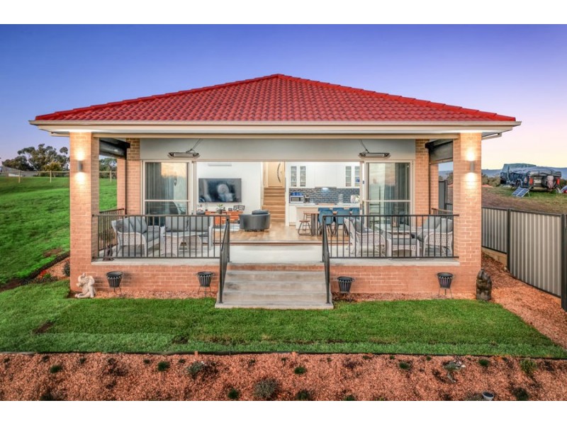 4 Toscana Way, Wallan VIC 3756