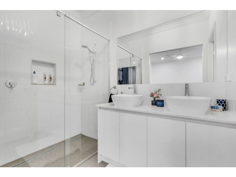 4 Toscana Way, Wallan VIC 3756