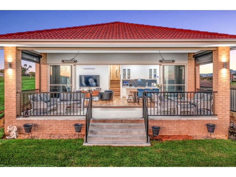 4 Toscana Way, Wallan VIC 3756