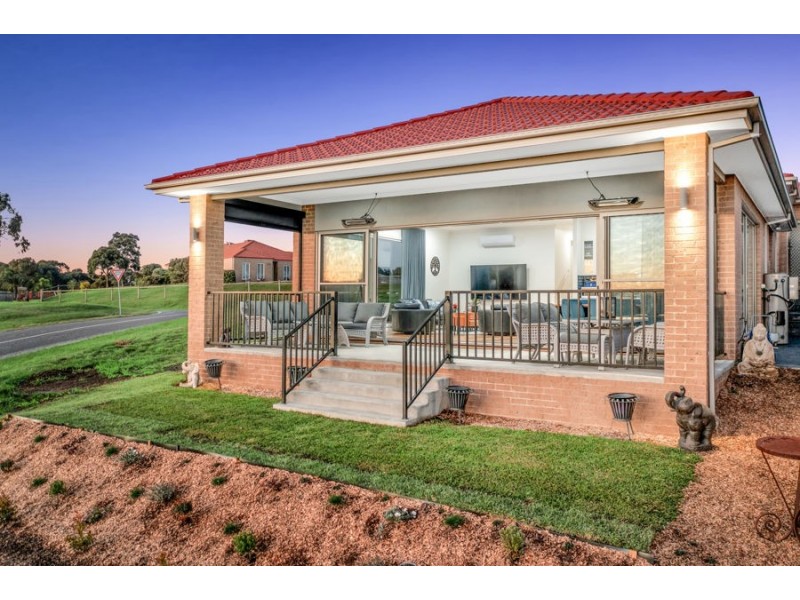 4 Toscana Way, Wallan VIC 3756