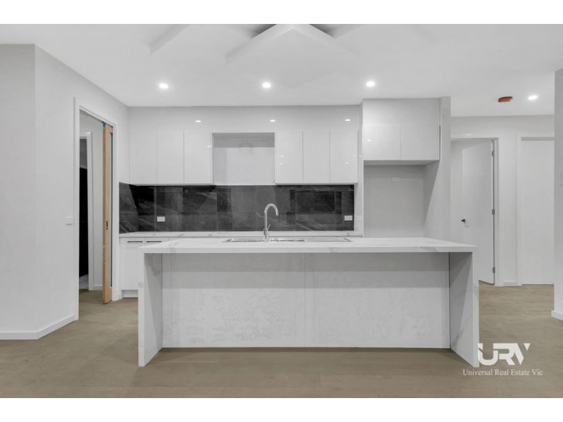 16 Pronto Drive, Kalkallo VIC 3064