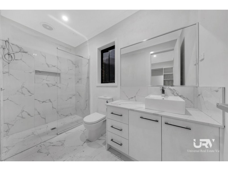 16 Pronto Drive, Kalkallo VIC 3064