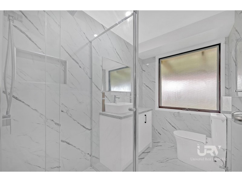 17 Carlisle St, Craigieburn VIC 3064