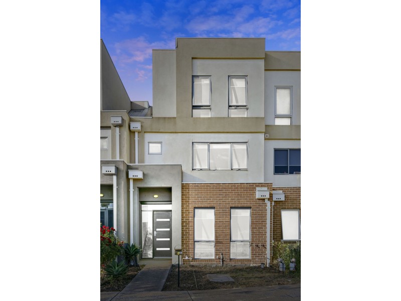 4/2 Marathon Boulevard, Craigieburn VIC 3064