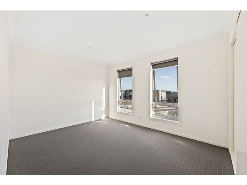 4/2 Marathon Boulevard, Craigieburn VIC 3064