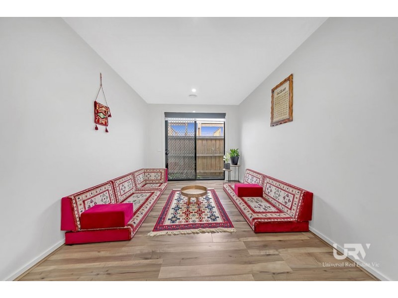 4 Pollen Place, Donnybrook VIC 3064