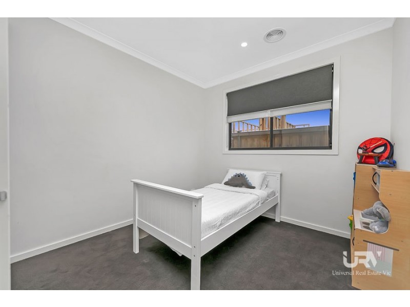 4 Pollen Place, Donnybrook VIC 3064