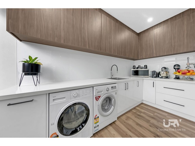 4 Pollen Place, Donnybrook VIC 3064