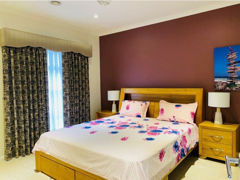 14 Wendouree View, Wollert VIC 3750