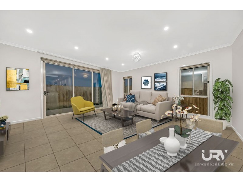 13 botwood street, Mickleham VIC 3064