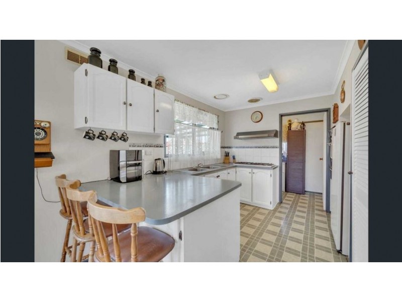 75 Hothlyn Drive, Craigieburn VIC 3064