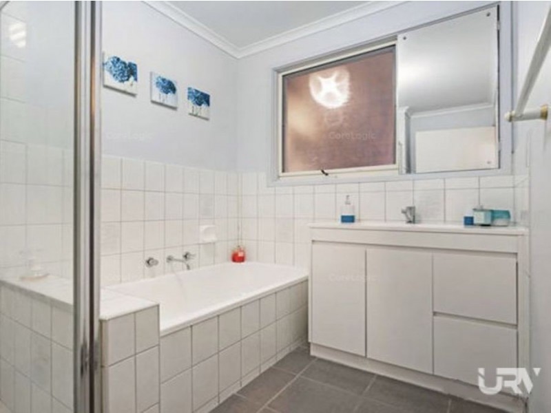9 Kirkbride Way, Craigieburn VIC 3064