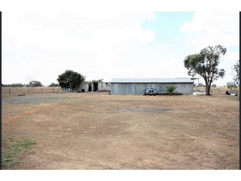 924 Lowe Road, Ballendella VIC 3561