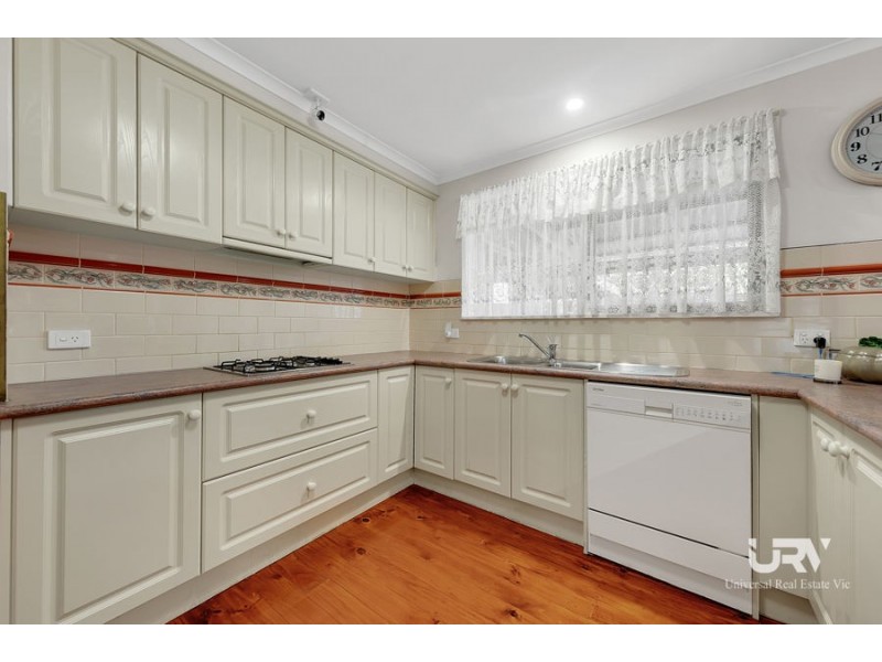 1 Bowes Place, Craigieburn VIC 3064