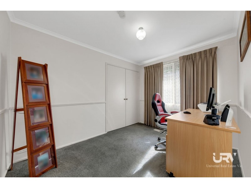 1 Bowes Place, Craigieburn VIC 3064