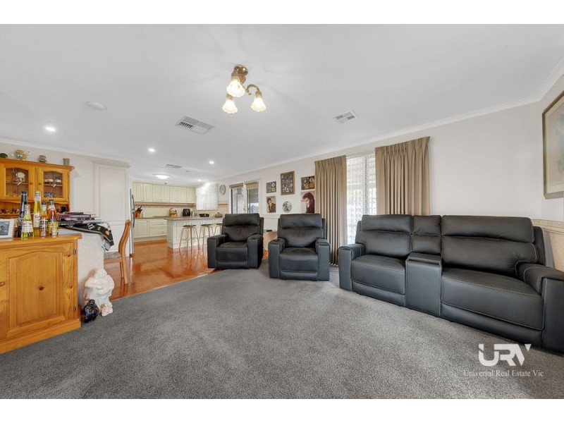 1 Bowes Place, Craigieburn VIC 3064