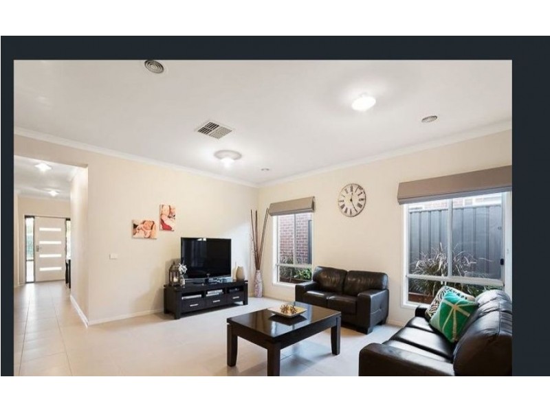 9 Eildon Street, South Morang VIC 3752