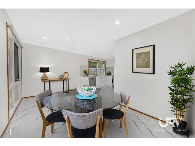 17 Carlisle St, Craigieburn VIC 3064