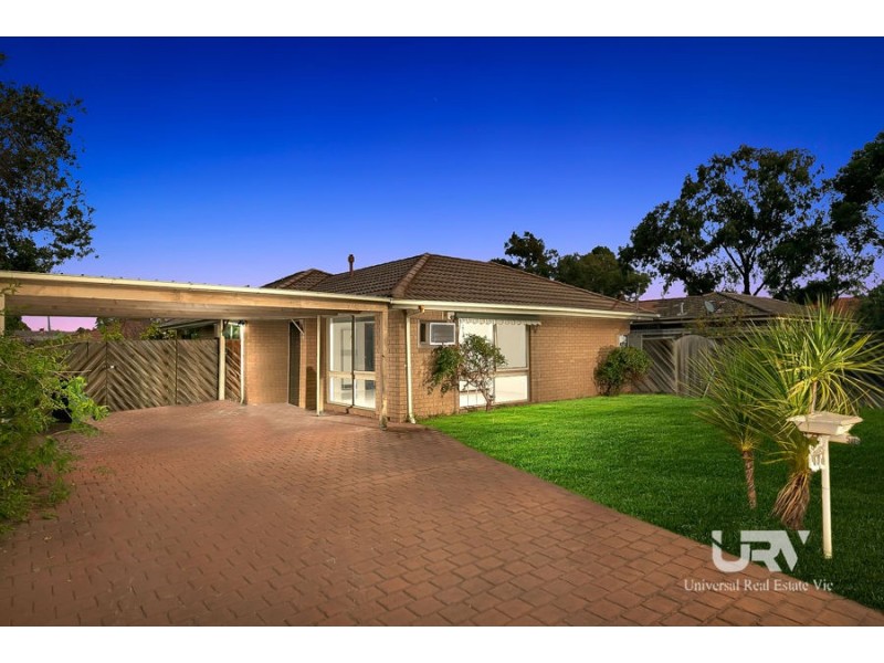 17 Carlisle St, Craigieburn VIC 3064