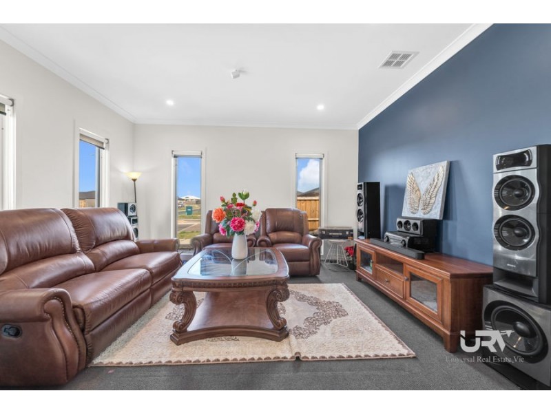 95 Errol Blvd, Mickleham VIC 3064