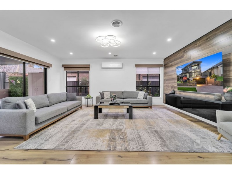 17 Conservation Dr, Craigieburn VIC 3064