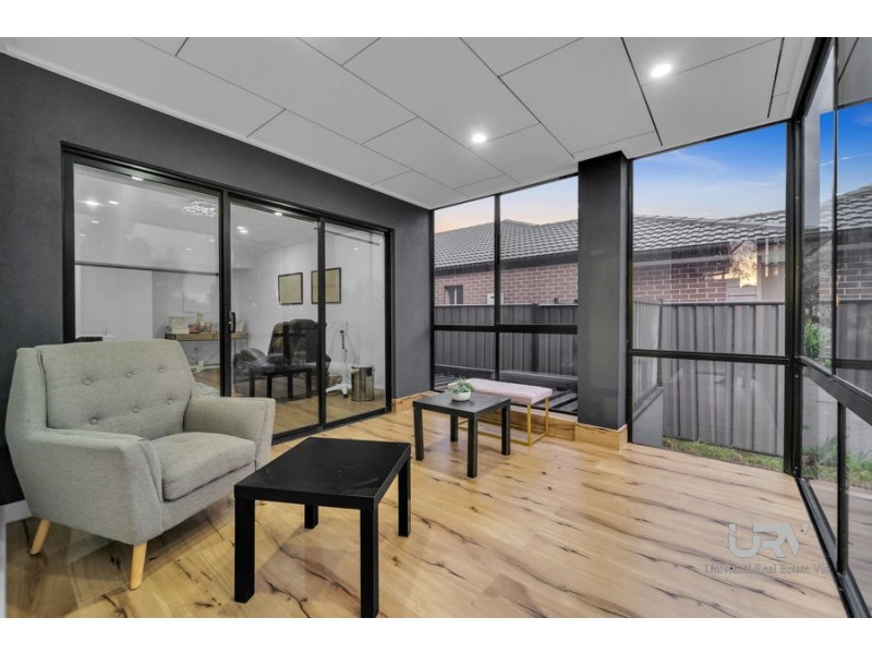 17 Conservation Dr, Craigieburn VIC 3064