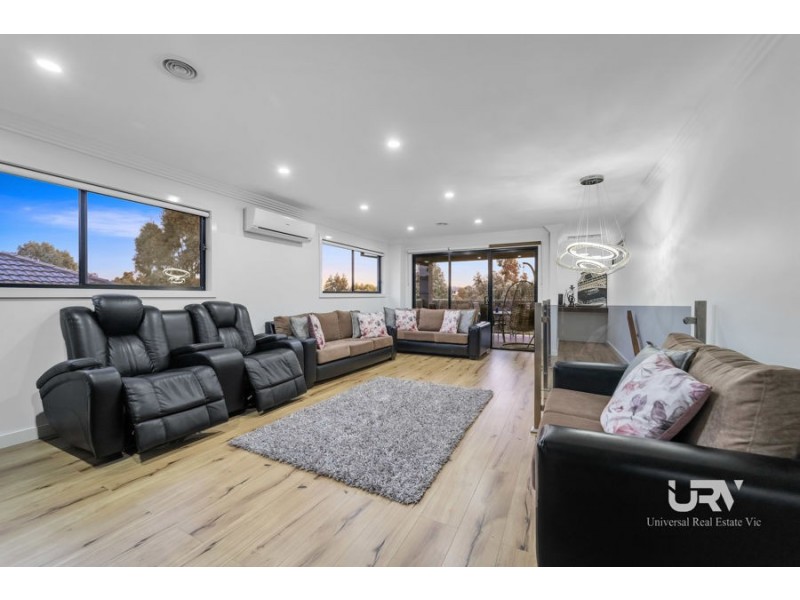 17 Conservation Dr, Craigieburn VIC 3064