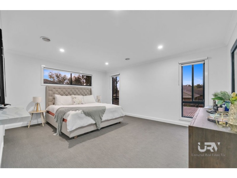 17 Conservation Dr, Craigieburn VIC 3064