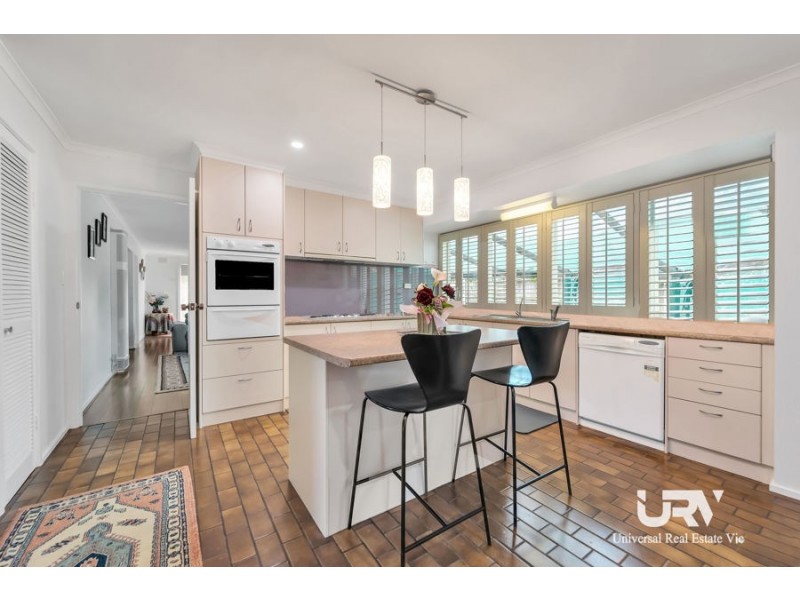 9 Clovelly Drive, Craigieburn VIC 3064