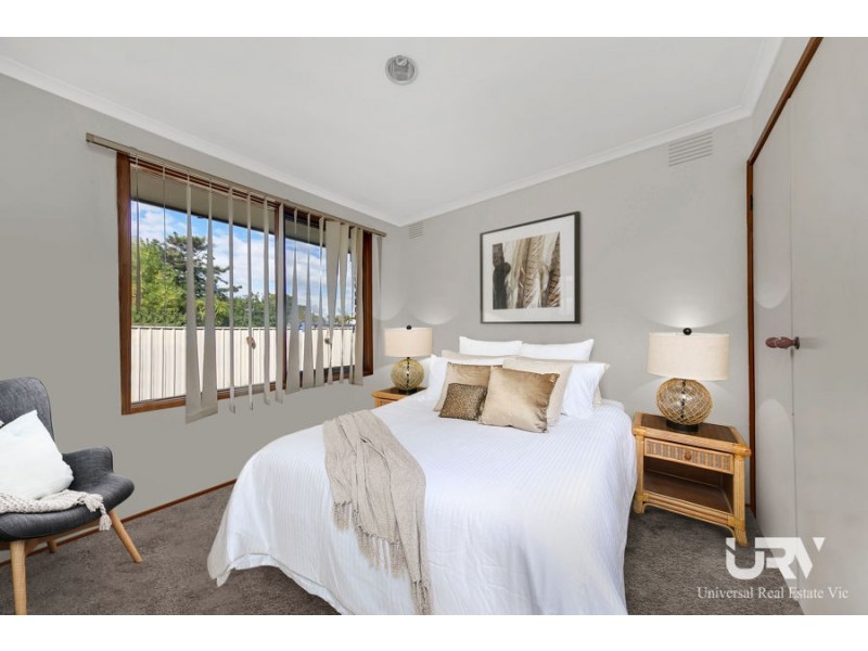 10 Kingswood Drive, Craigieburn VIC 3064