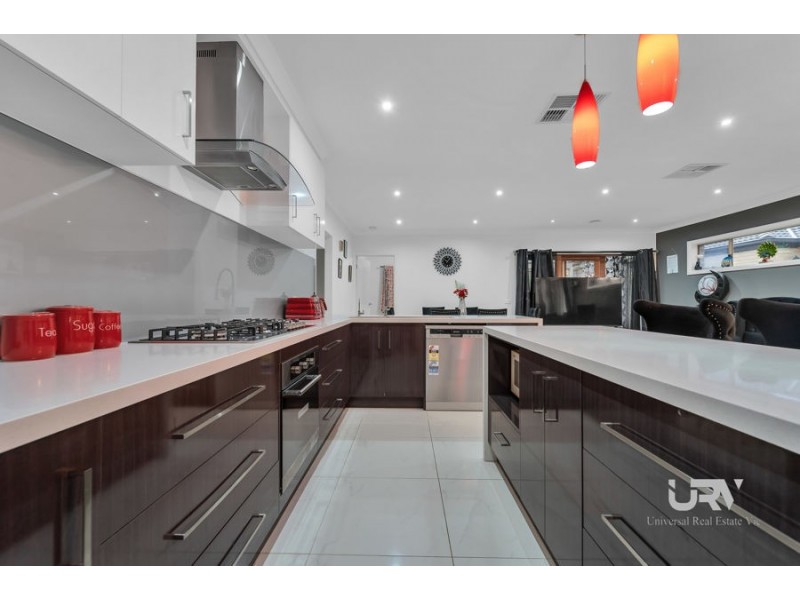 50 Gallantry Avenue, Craigieburn VIC 3064