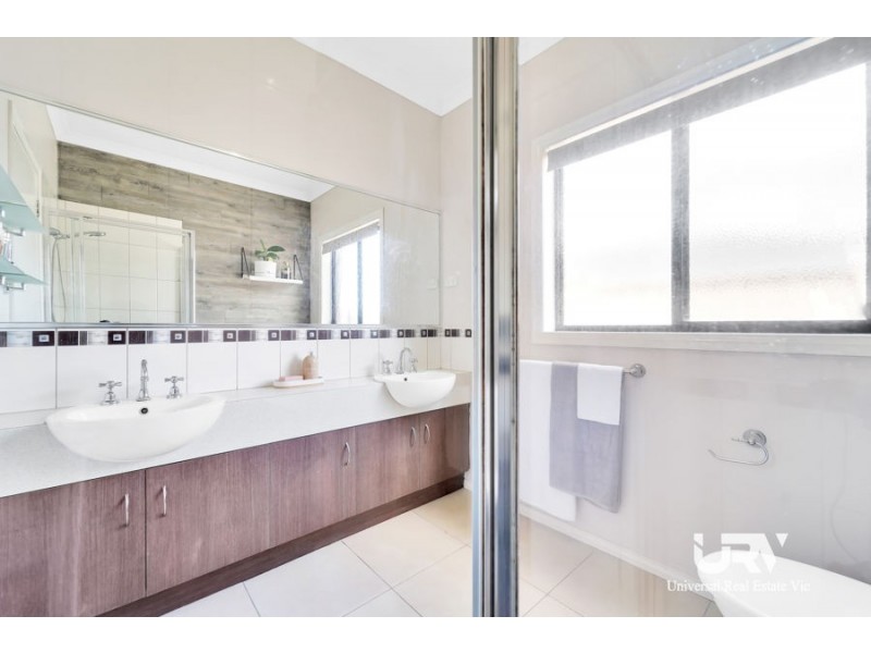 11 Pamela Court, Wallan VIC 3756