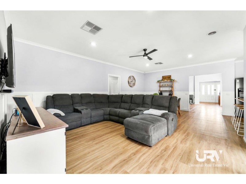 11 Pamela Court, Wallan VIC 3756