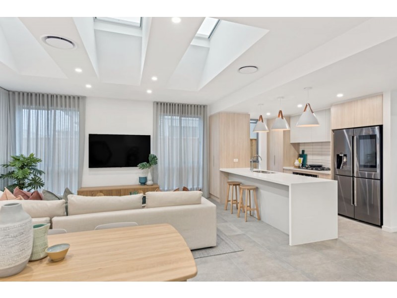 5 Poppy Street, Mickleham VIC 3064