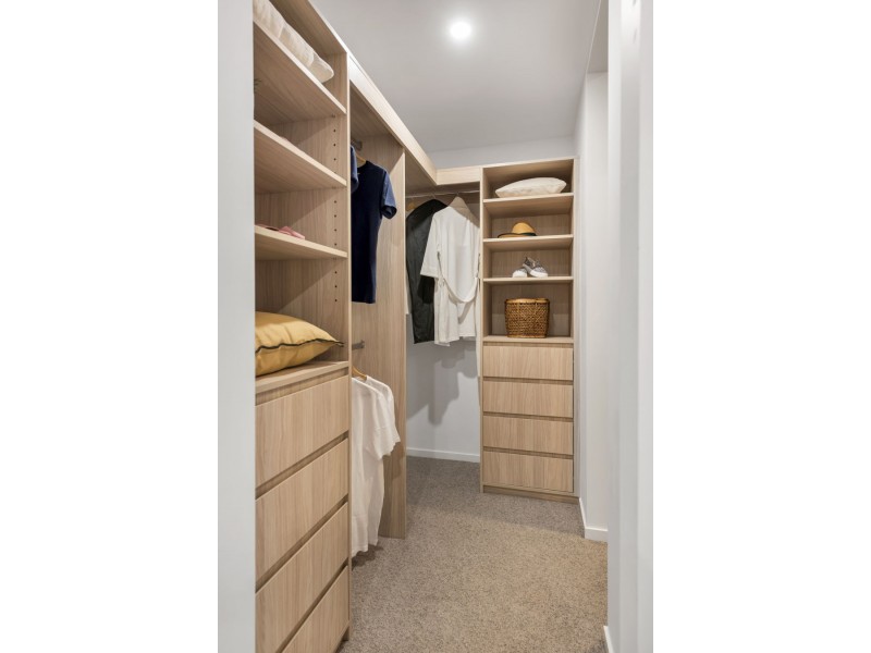 5 Poppy Street, Mickleham VIC 3064