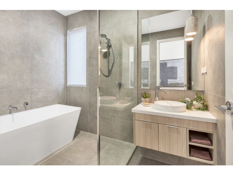 5 Poppy Street, Mickleham VIC 3064