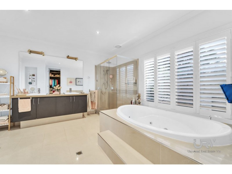 2 Carmelo Court, Hidden Valley VIC 3756