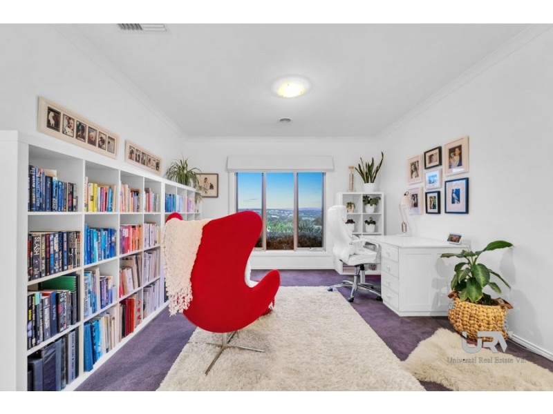 2 Carmelo Court, Hidden Valley VIC 3756