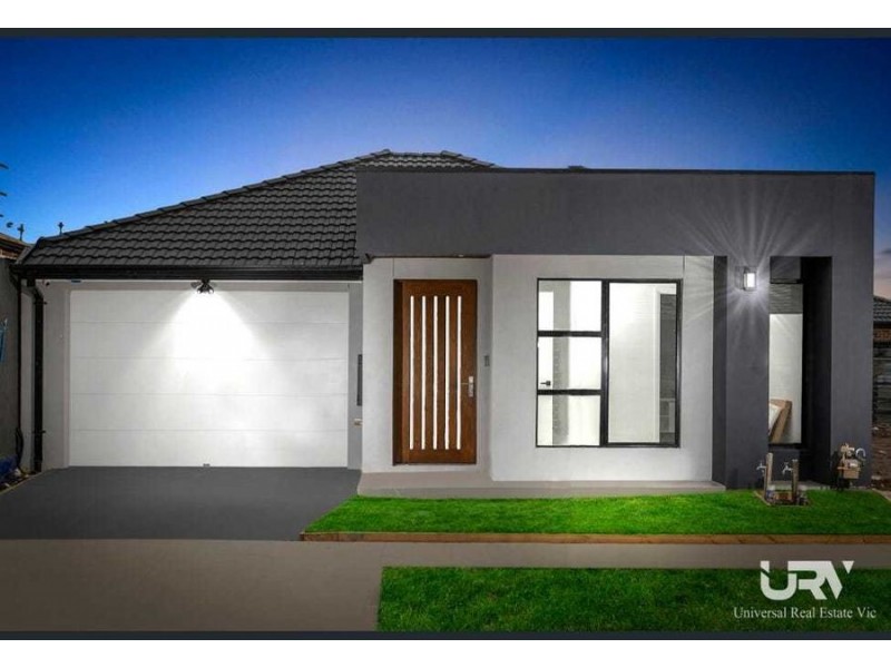 27 Roseneath Way, Mickleham VIC 3064