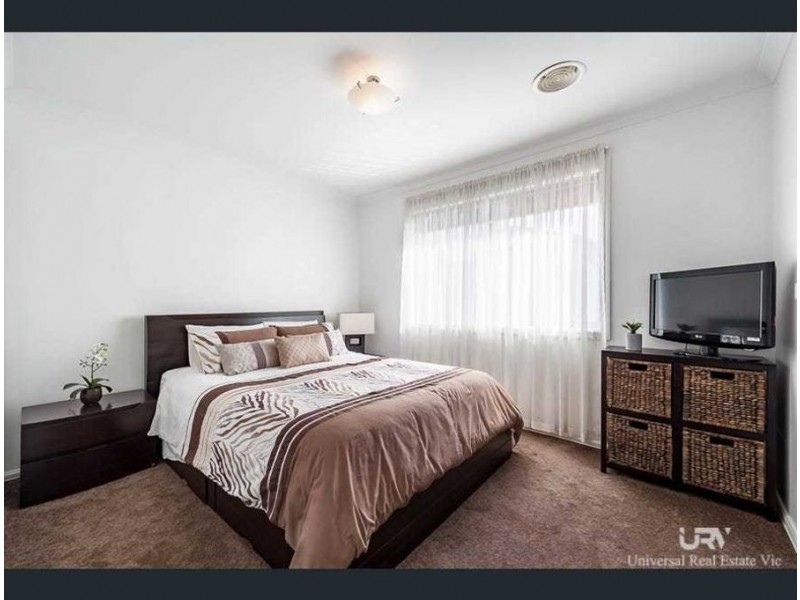 38 Parramatta Walk, Craigieburn VIC 3064