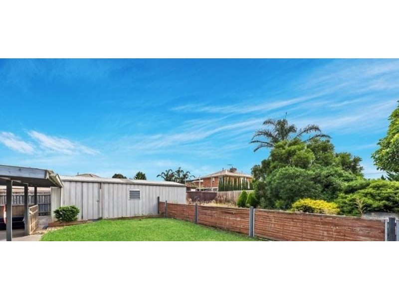 14 Watford Crescent, Craigieburn VIC 3064