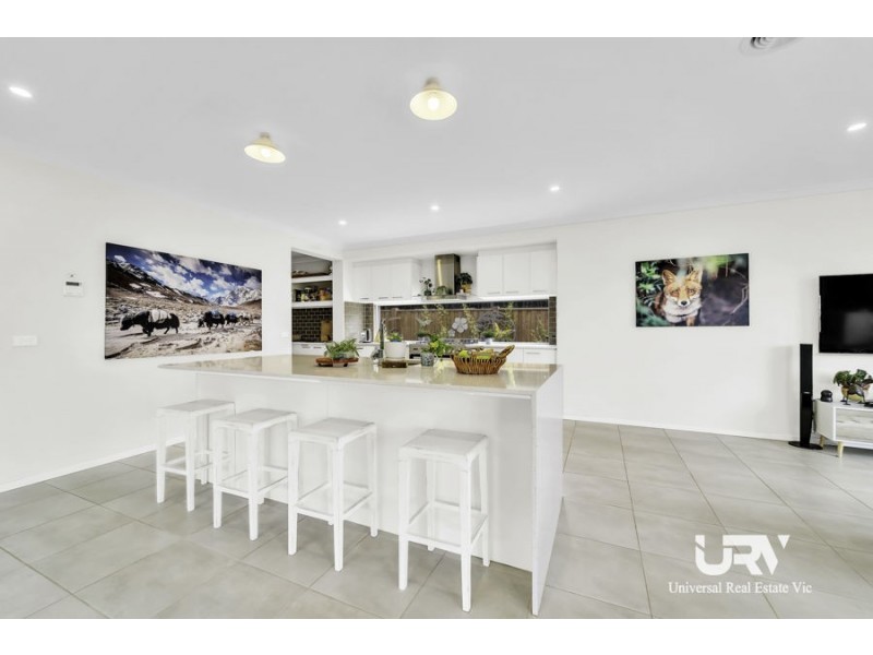 33 Abbey Road, Beveridge VIC 3753