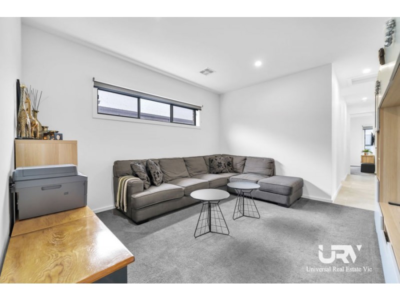 15 Olympic Drive, Donnybrook VIC 3064