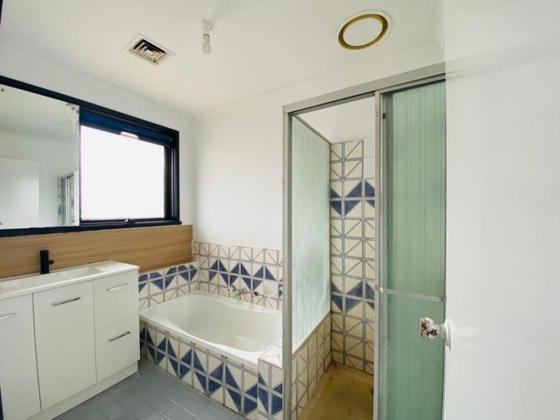 46 Hothlyn Drive, Craigieburn VIC 3064