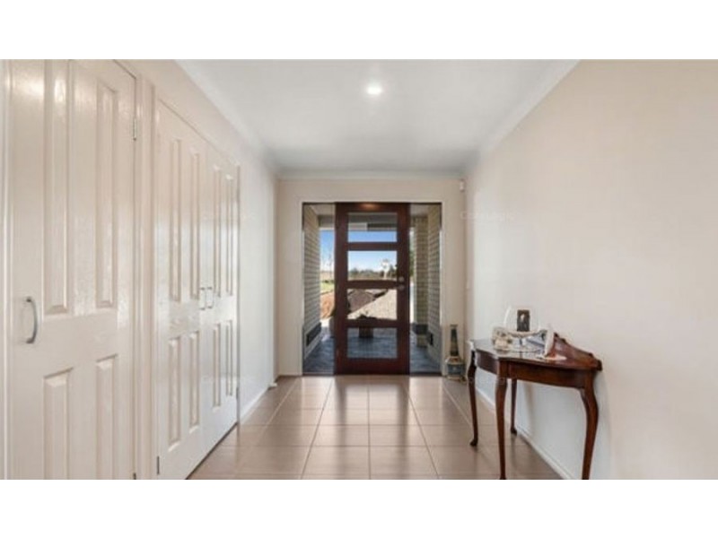 5 Lucca Way, Wallan VIC 3756