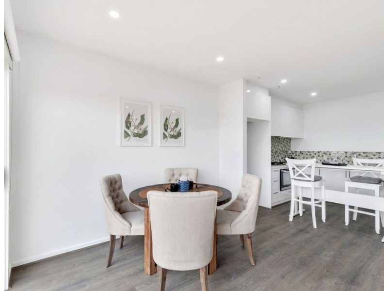 44 Nightingale Road, Mickleham VIC 3064