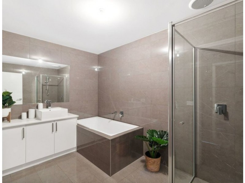 44 Nightingale Road, Mickleham VIC 3064